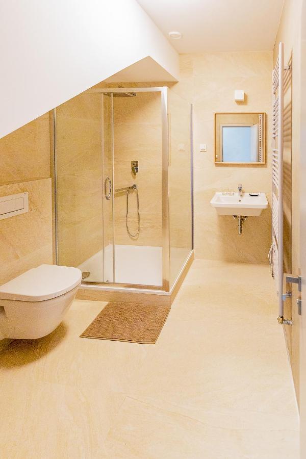 Exclusive Penzion Viva Residence Mladá Boleslav エクステリア 写真